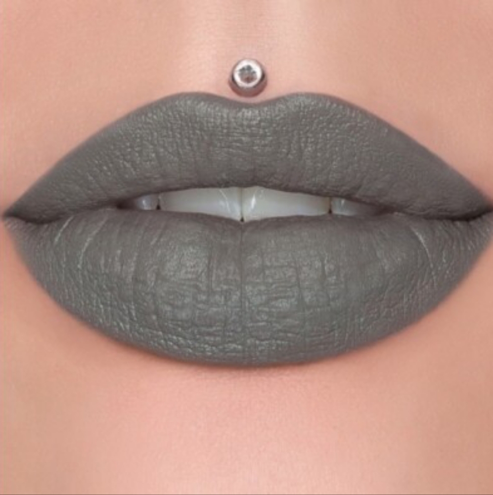 Jeffree Star Cosmetics Velvet Trap Lipstick -Drill Sergeant - NWT